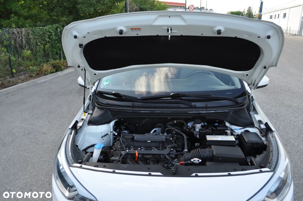 Hyundai i20 ver-1-2-style - 22