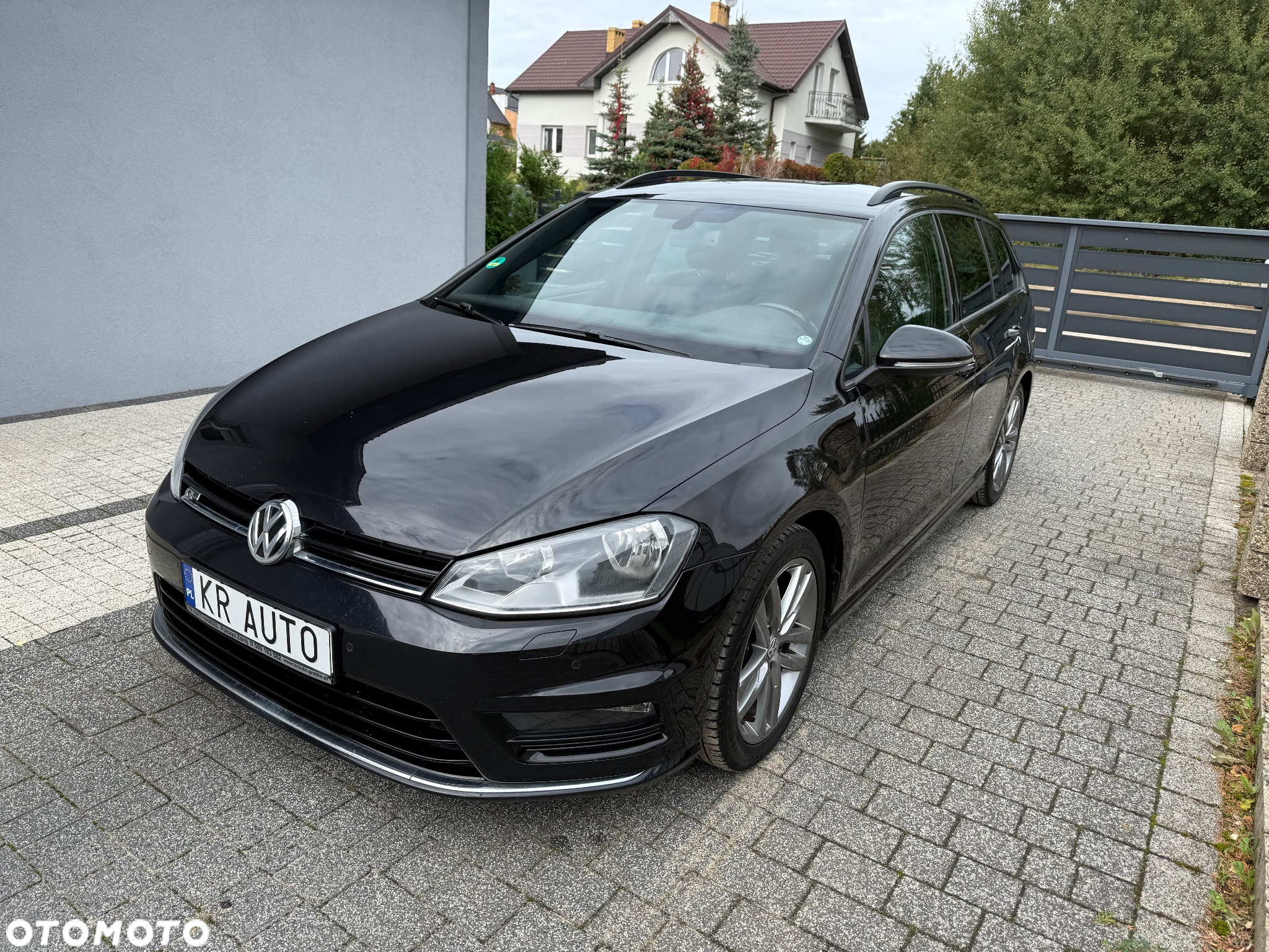 Volkswagen Golf - 2