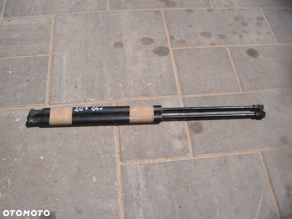 peugeot 207 06r siłowniki klapy tył komplet 2szt 9655072477 - 1
