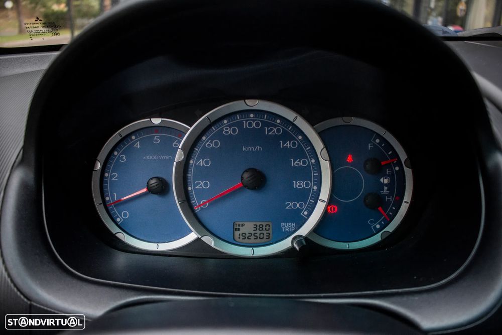 Mitsubishi L200 2.5 DI-D CD Intense 4WD - 14