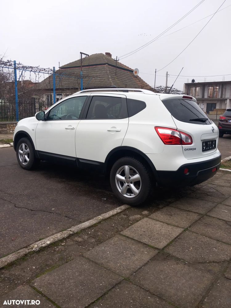 Nissan Qashqai 1.5 DCI N-Connecta - 11