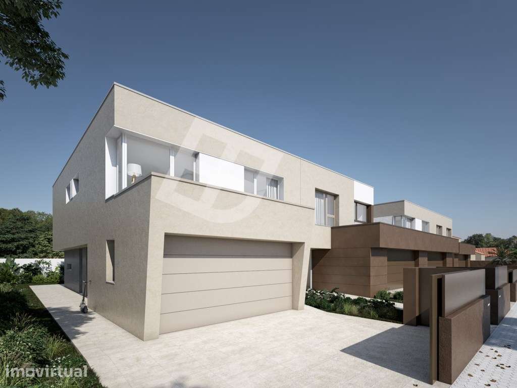 Moradia T4 c/ Piscina - Próxima ao centro de Aveiro - Grande imagem: 2/21