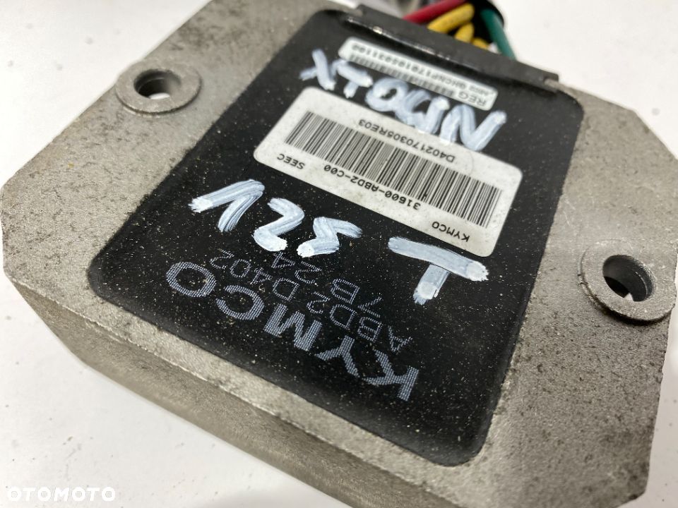 Regulator napięcia Kymco X TOWN 125 14-20r. - 2