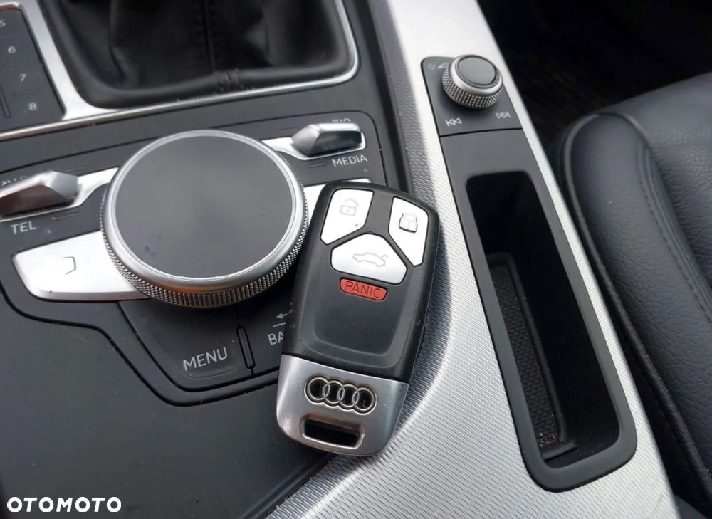 Audi A4 Limousine - 15