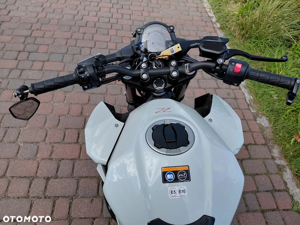 Kawasaki Z - 21