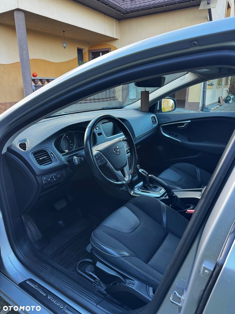 Volvo V40 D3 Geartronic Momentum - 5