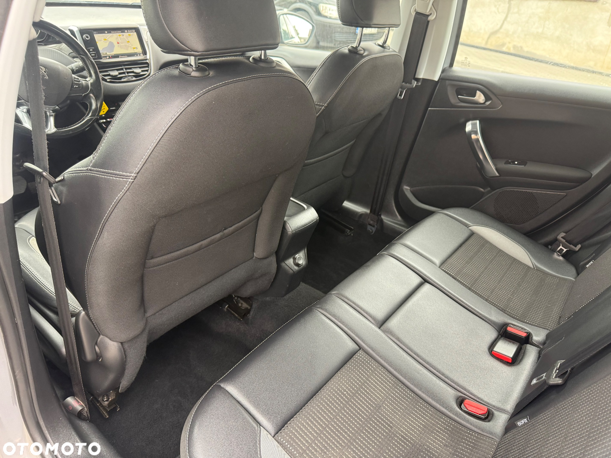 Peugeot 2008 1.2 Pure Tech Active S&S EAT6 - 12