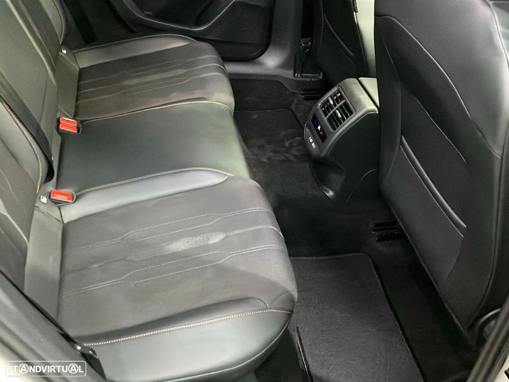 Cupra Formentor 1.4 e-Hybrid DSG - 18