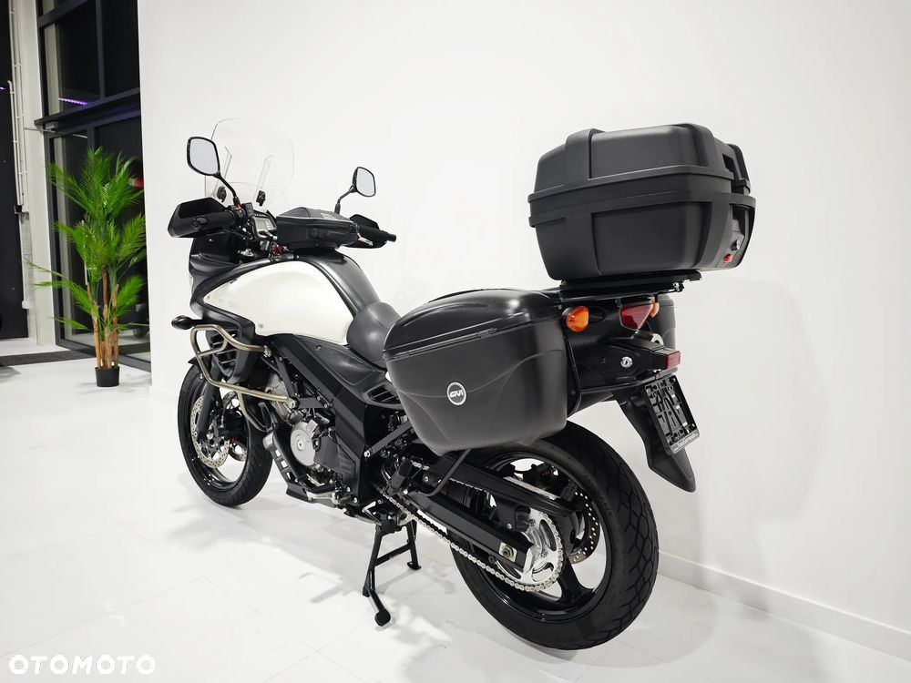 Suzuki V-STROM - 18