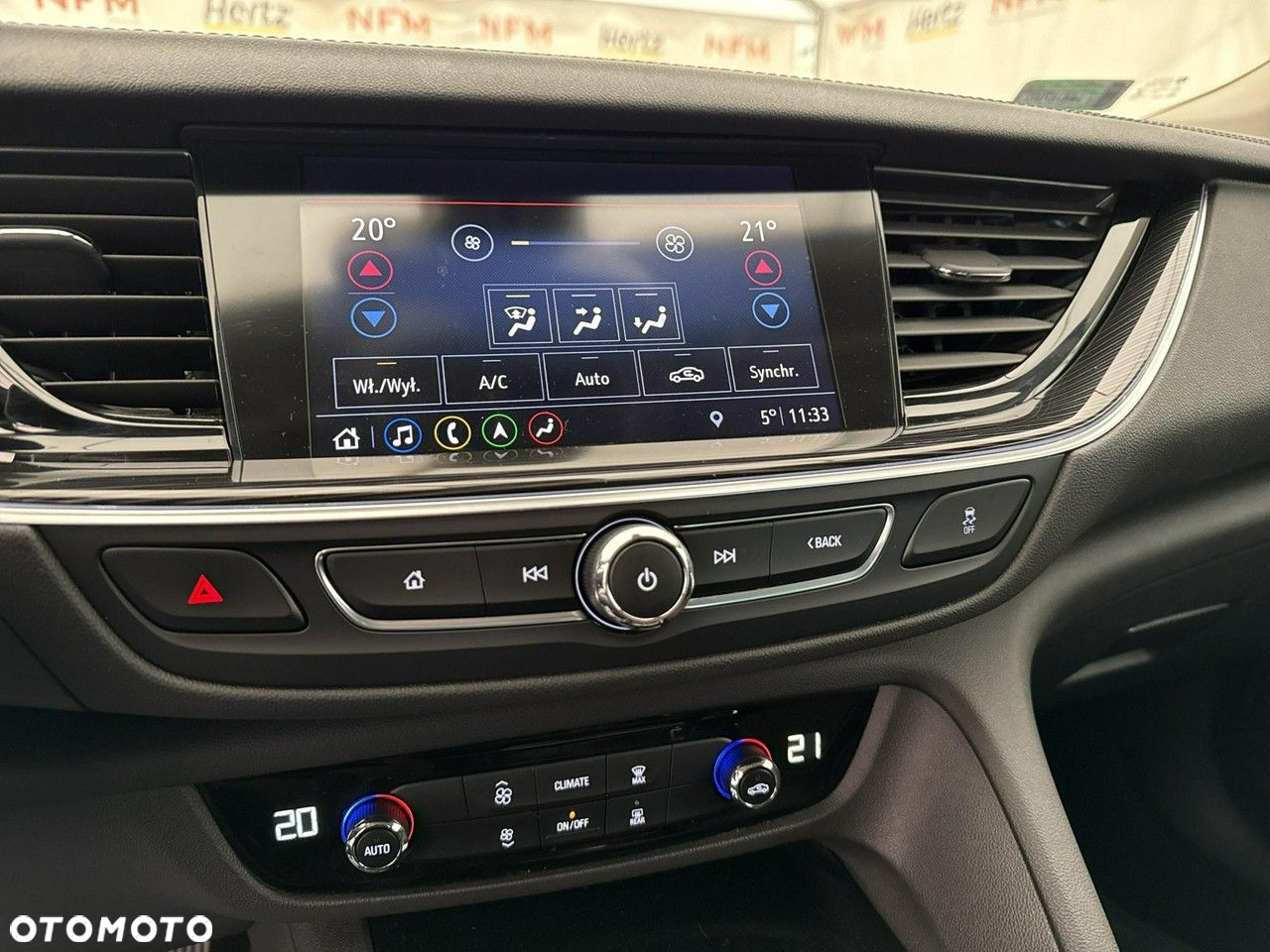 Opel Insignia - 27