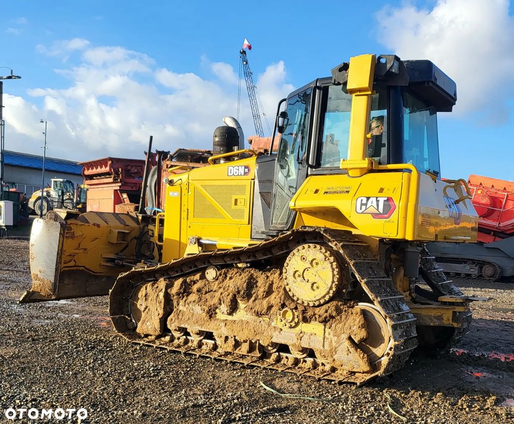 Caterpillar D6NXL - 2