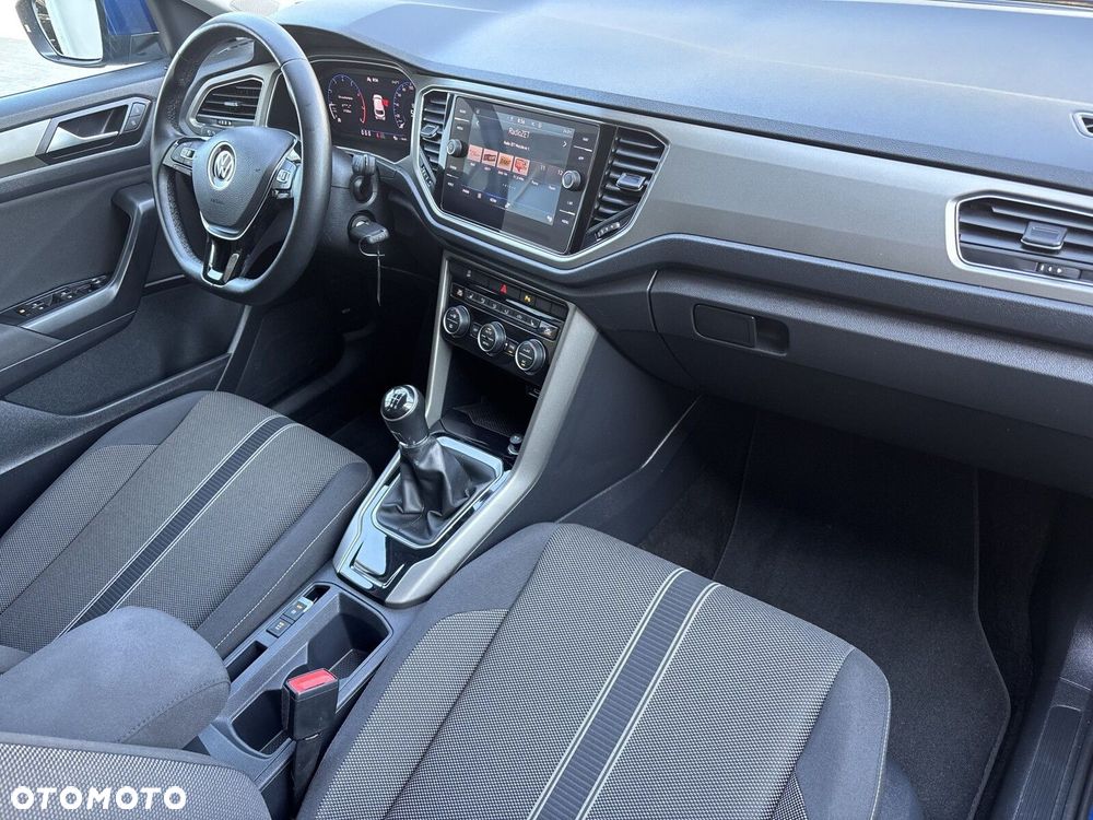 Volkswagen T-Roc - 31