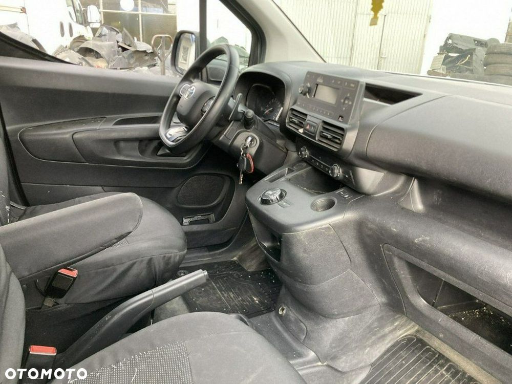 Toyota Proace City - 8