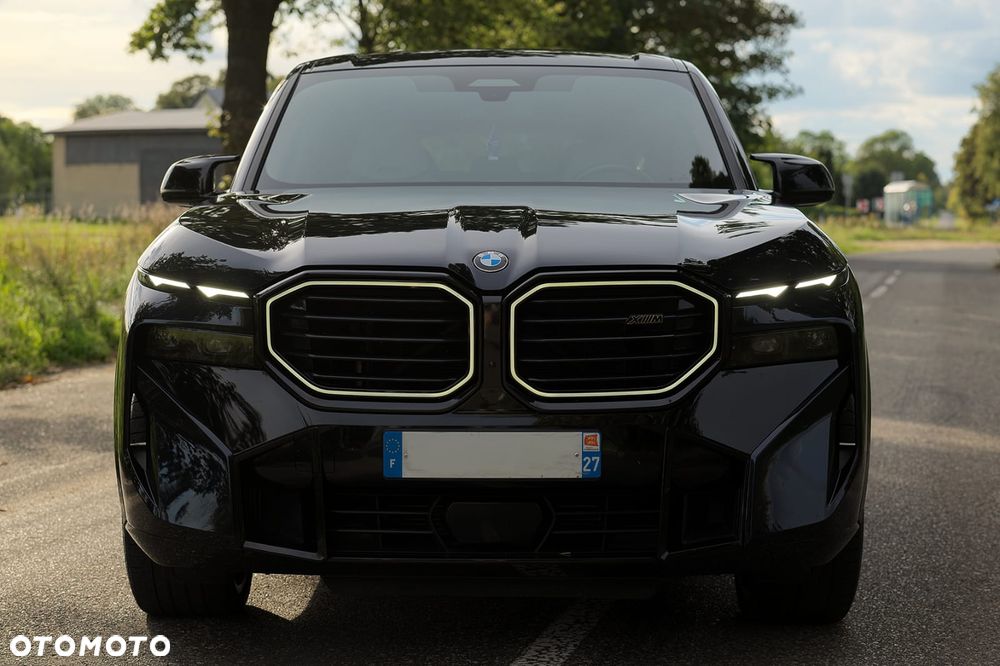 BMW XM - 6