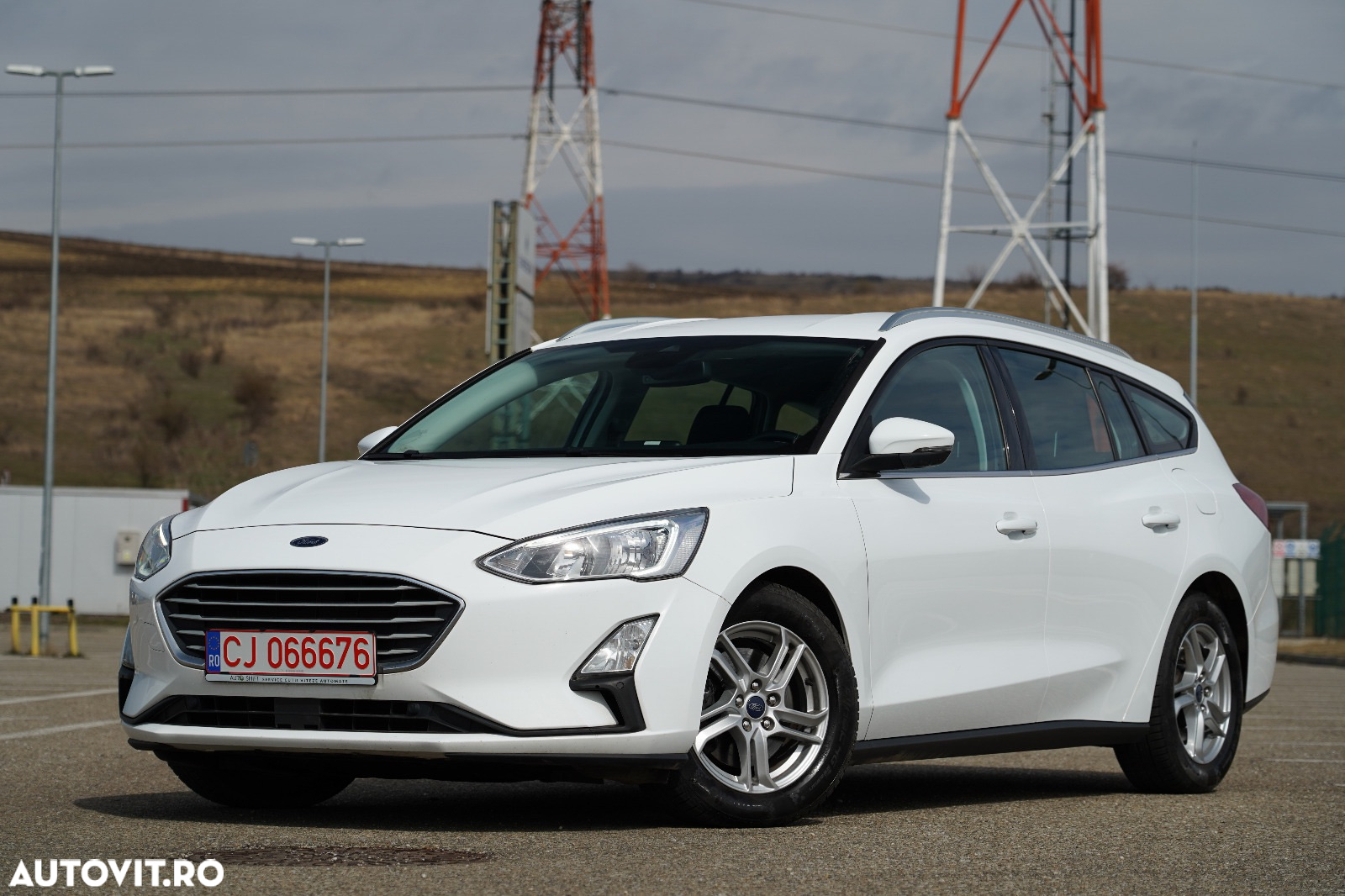 Ford Focus 1.5 EcoBlue Start-Stopp-System Aut. COOL&CONNECT DESIGN - 4