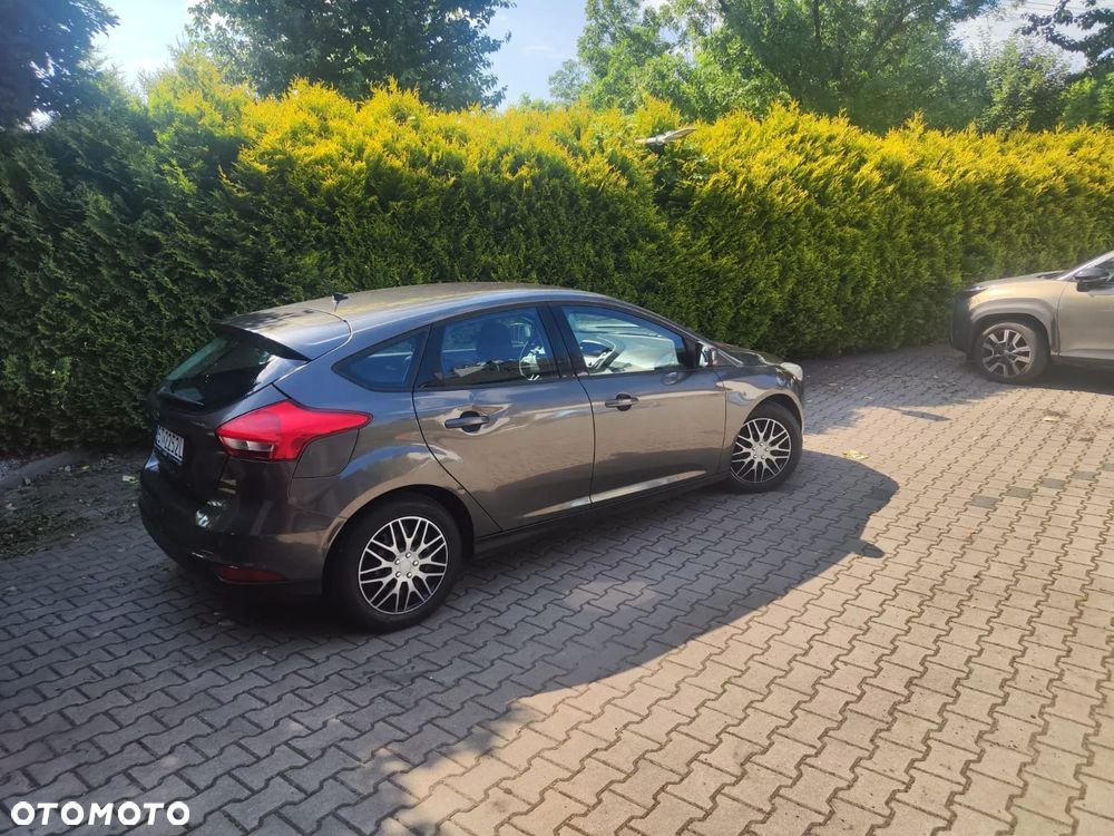 Ford Focus 1.6 Titanium - 3