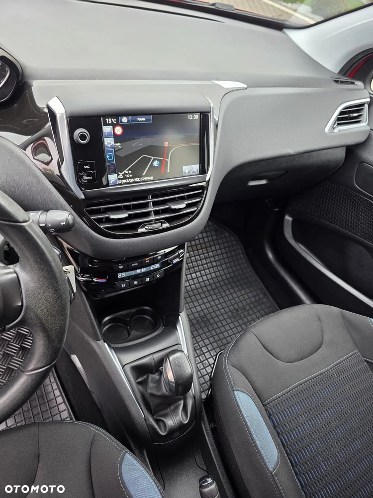 Peugeot 208 1.6 VTi Allure - 23