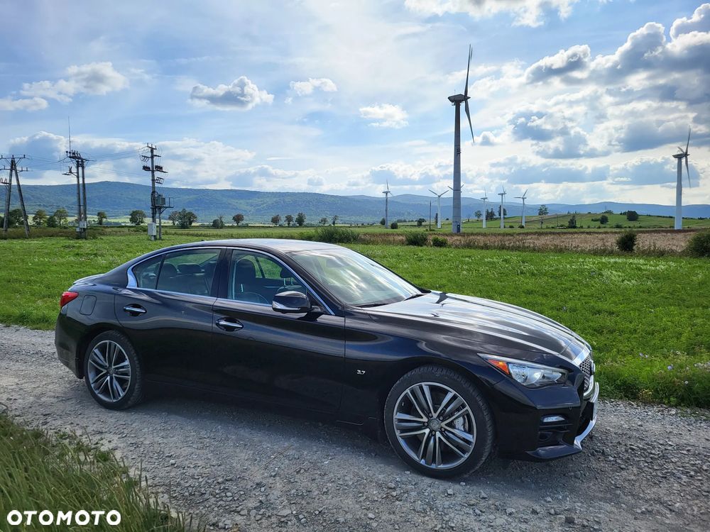 Infiniti Q50 - 1