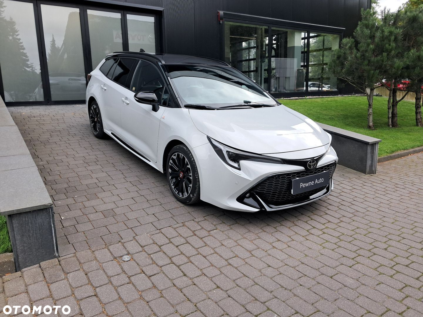 Toyota Corolla 1.8 Hybrid GR Sport - 3