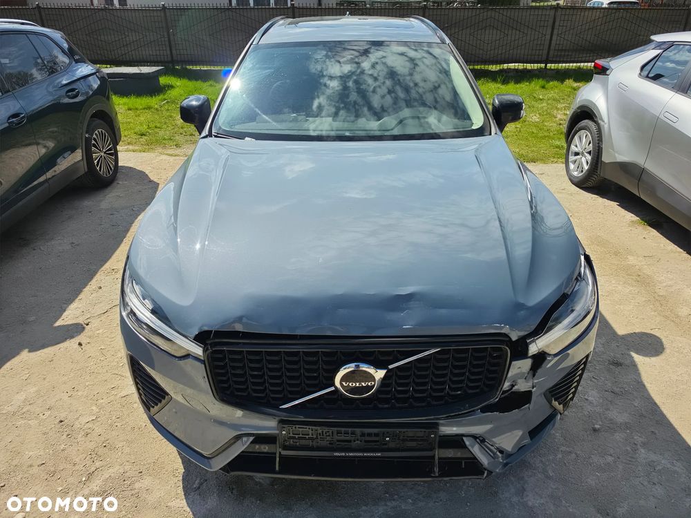 Volvo XC 60 B4 D AWD Plus Dark - 9