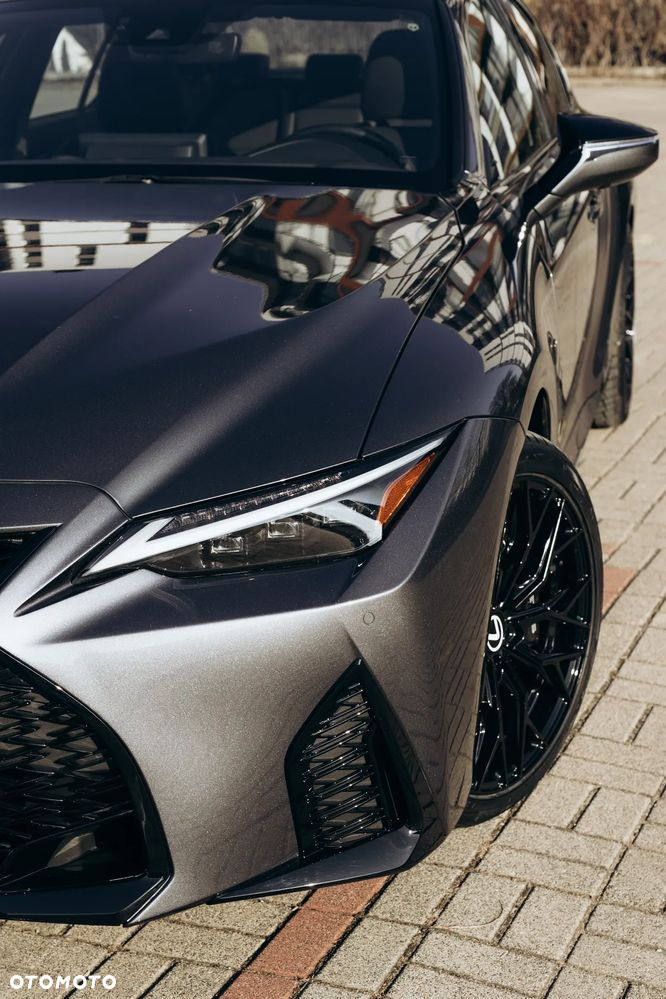 Lexus IS - 7
