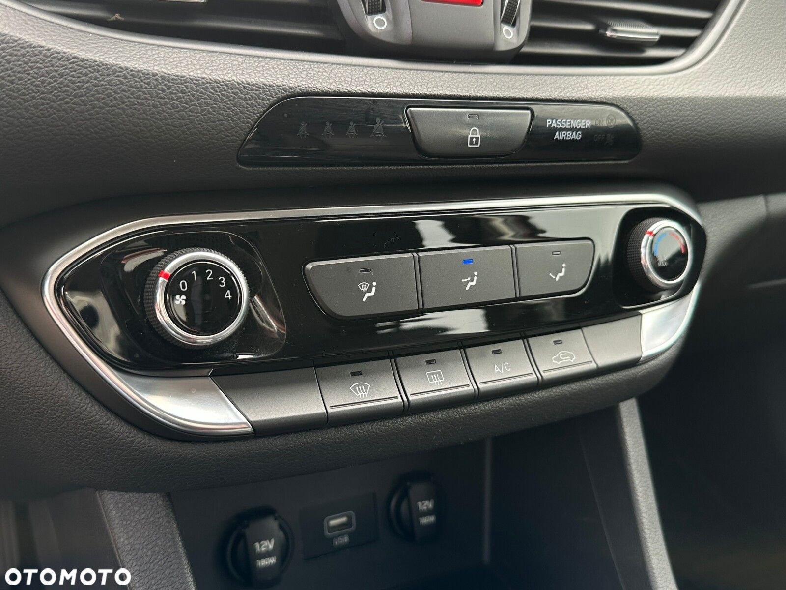 Hyundai i30 - 25