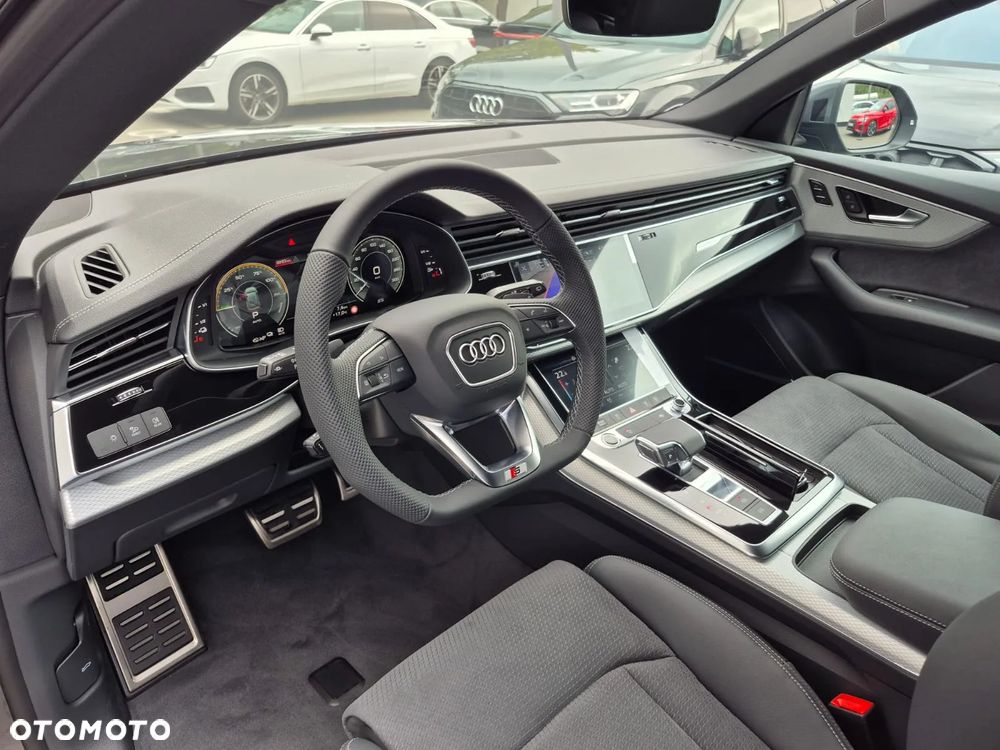 Audi Q8 55 TFSI e PHEV Quattro Tiptronic - 7