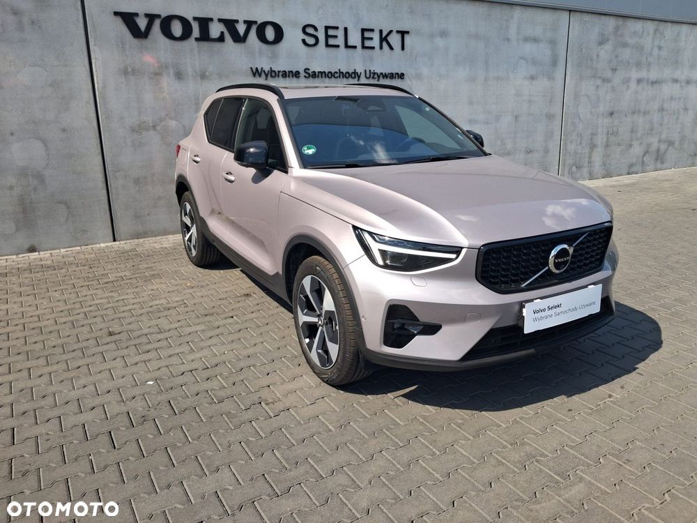 Volvo XC 40 - 3