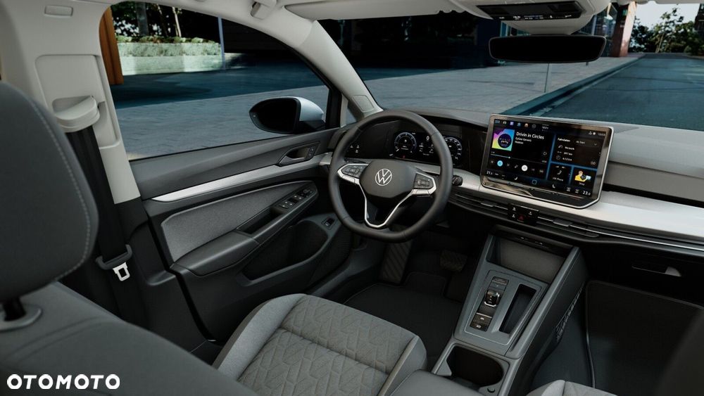 Volkswagen Golf - 10