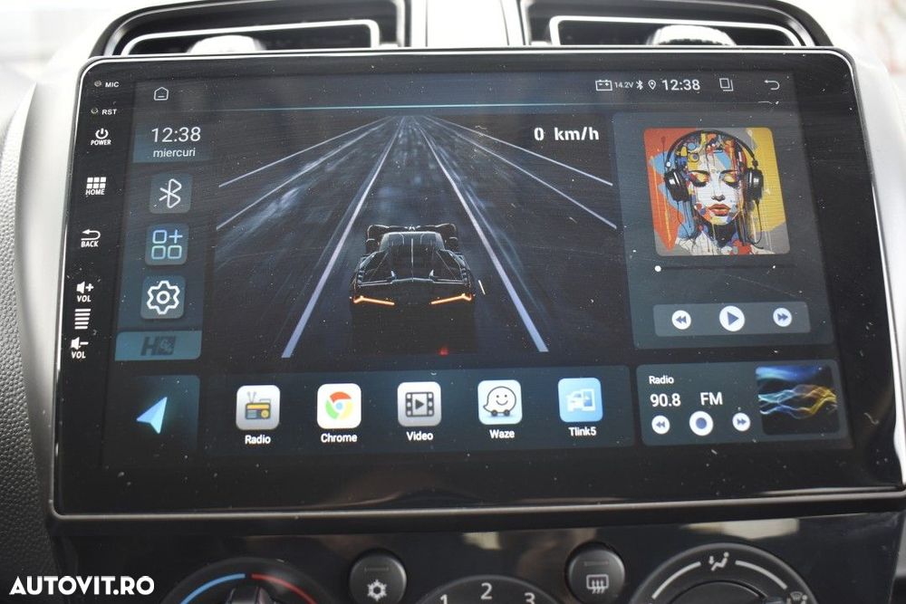 Mitsubishi Space Star - 18