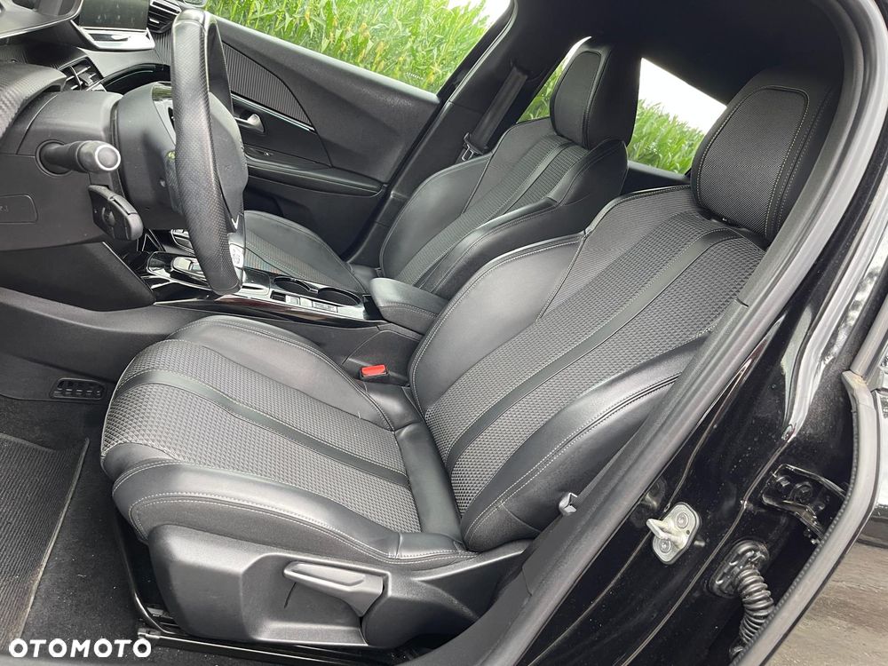 Peugeot 2008 GT - 18