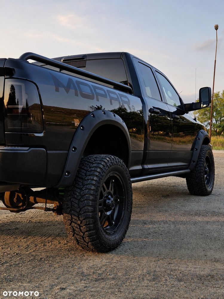 Dodge RAM - 7