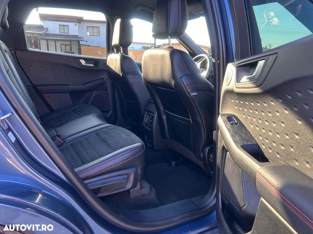 Ford Kuga 2.5 Duratec PHEV ST-LINE X - 11