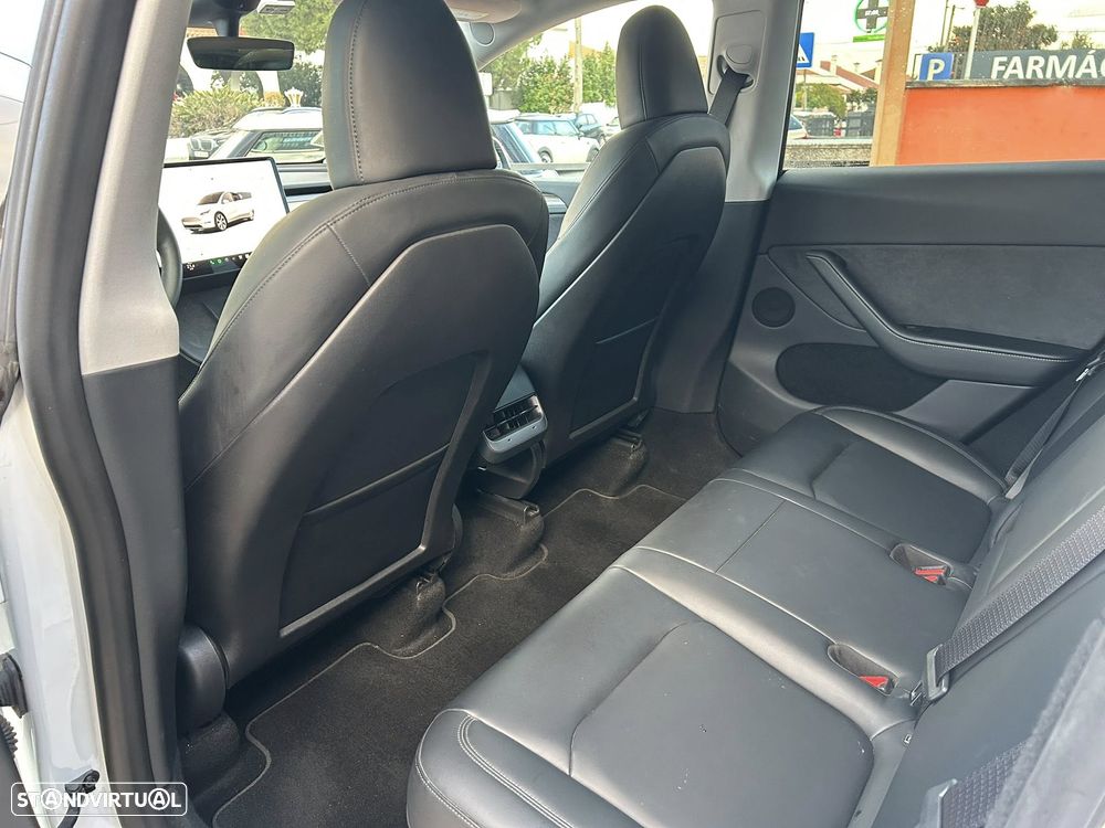 Tesla Model Y Tração Traseira - 32