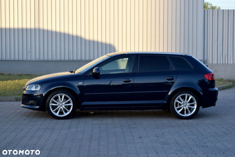 Audi A3 Sportback 1.6 S line Sportpaket plus - 13