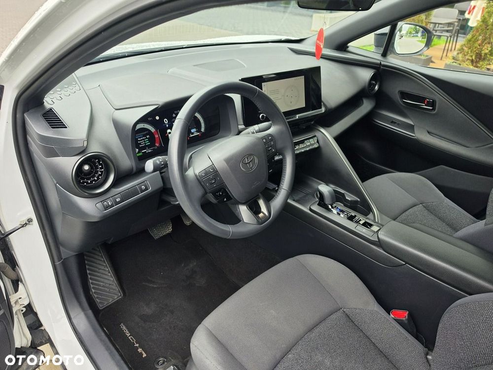 Toyota C-HR - 11