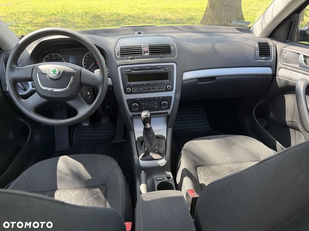 Skoda Octavia 1.4 TSI Family Plus - 14
