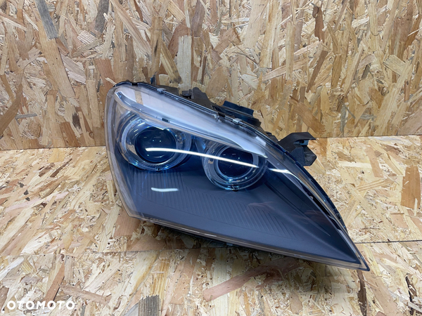 Przednia prawa lampa BMW f12 f13 nie skrętna