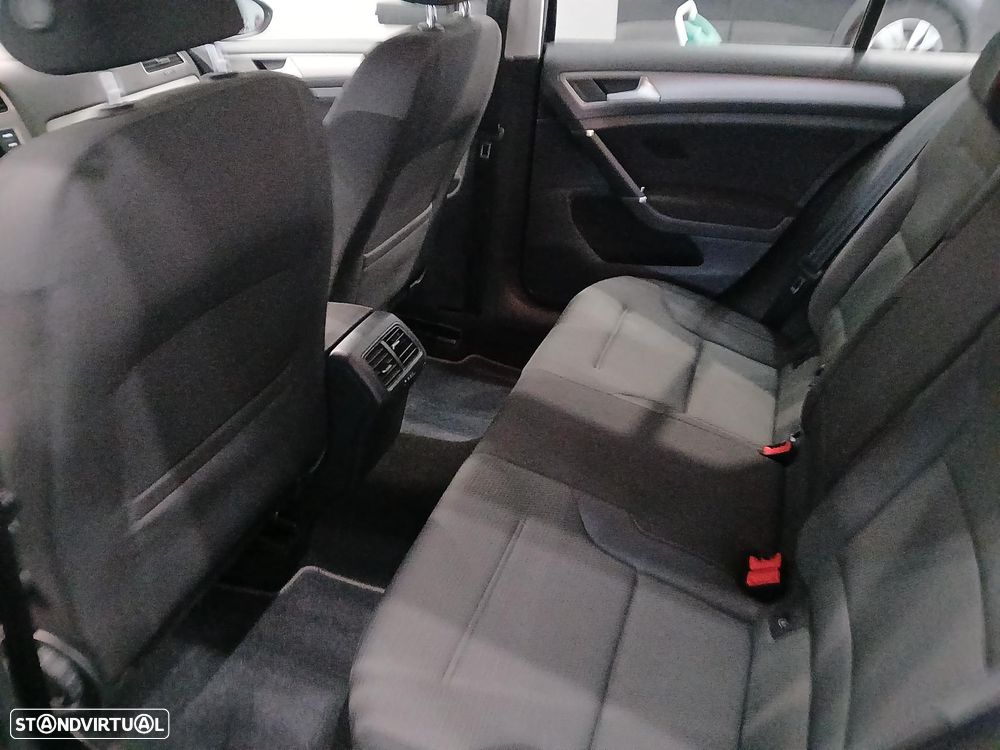 VW Golf 1.0 TSI BlueMotion Comfortline - 14