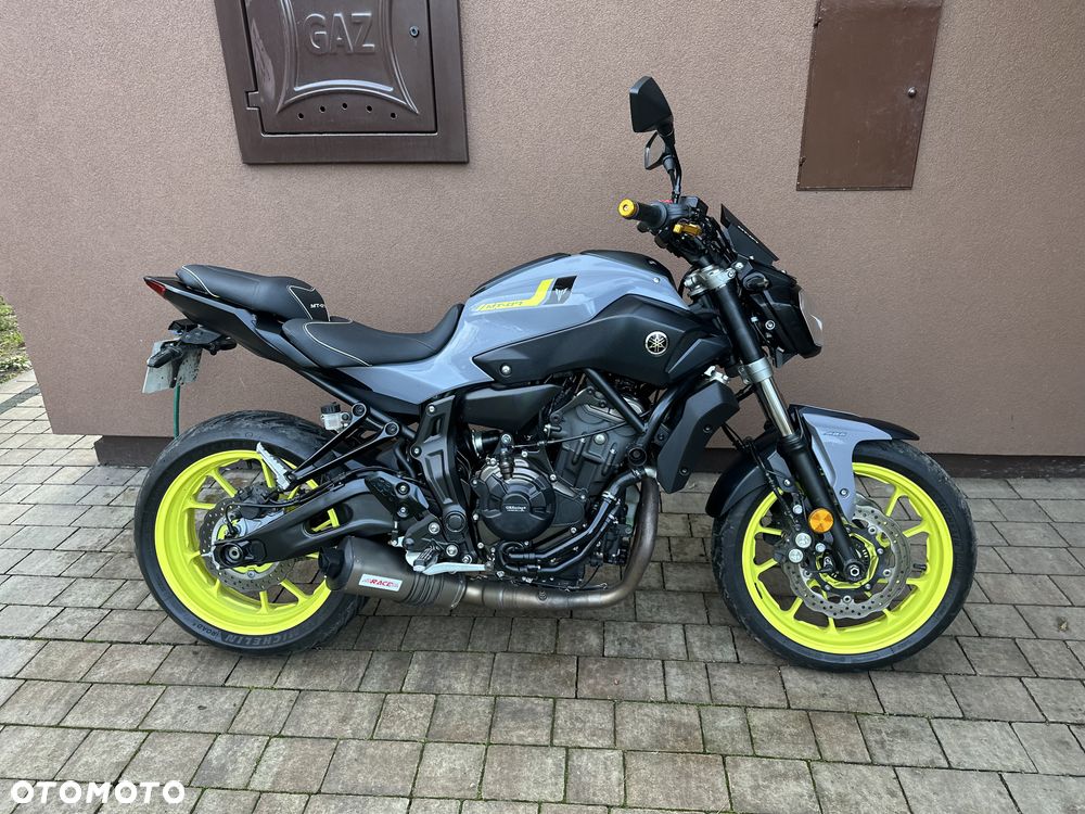Yamaha MT - 1