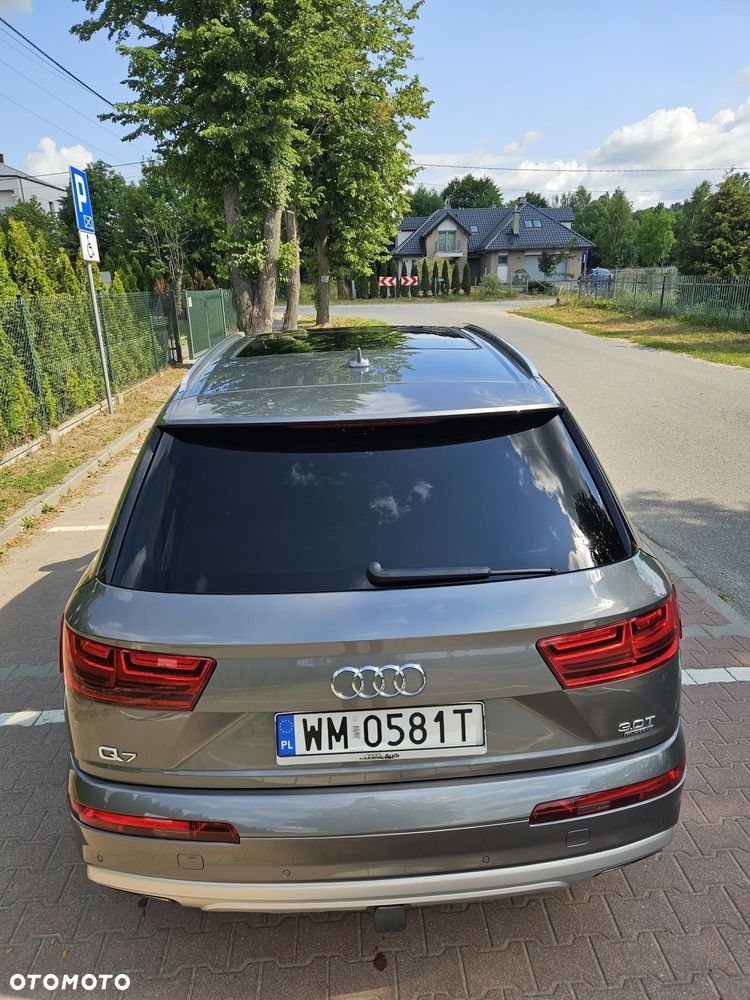 Audi Q7 3.0 TFSI Quattro Tiptr - 2