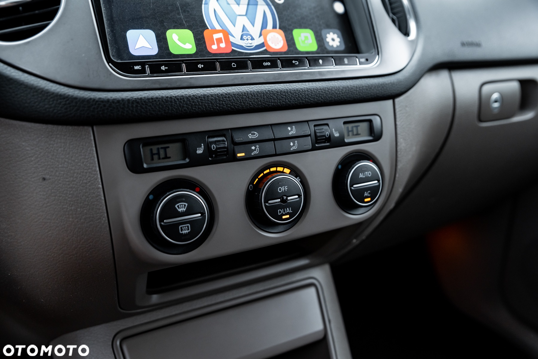 Volkswagen Tiguan - 28