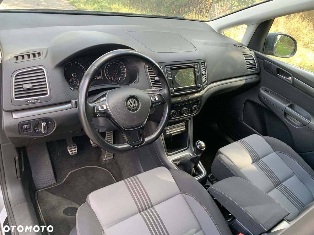 Volkswagen Sharan - 9