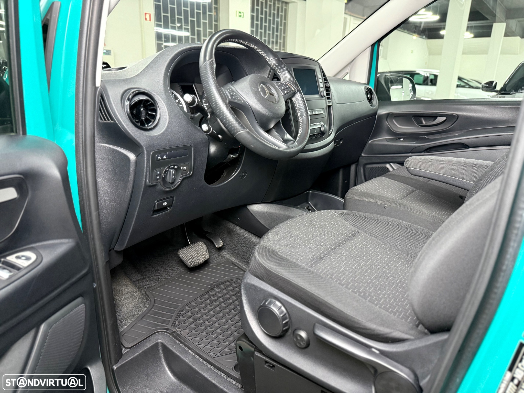 Mercedes-Benz Vito 114 CDI Caixa Automatica - 15
