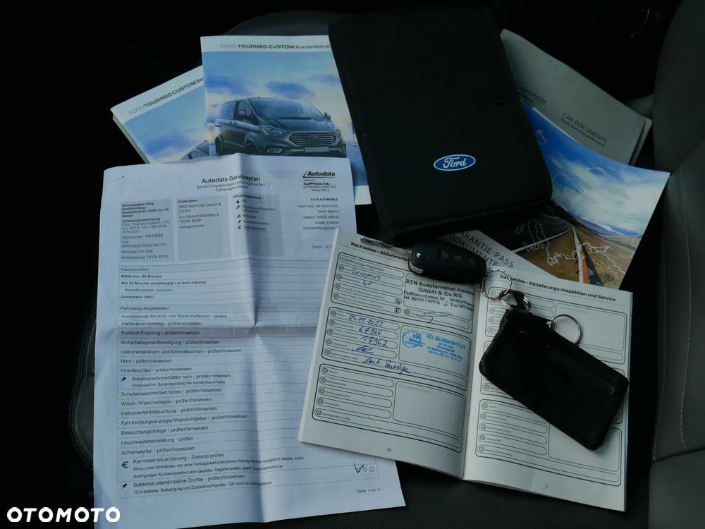 Ford Tourneo Custom 320 L2H1 VA Autm Titanium - 40