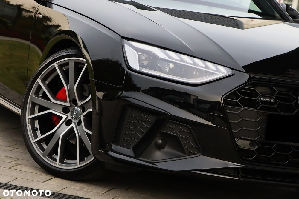 Audi A4 Avant 40 TDI quattro S tronic S line - 16