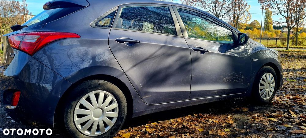 Hyundai i30 1.6 CRDi BlueDrive Classic - 8