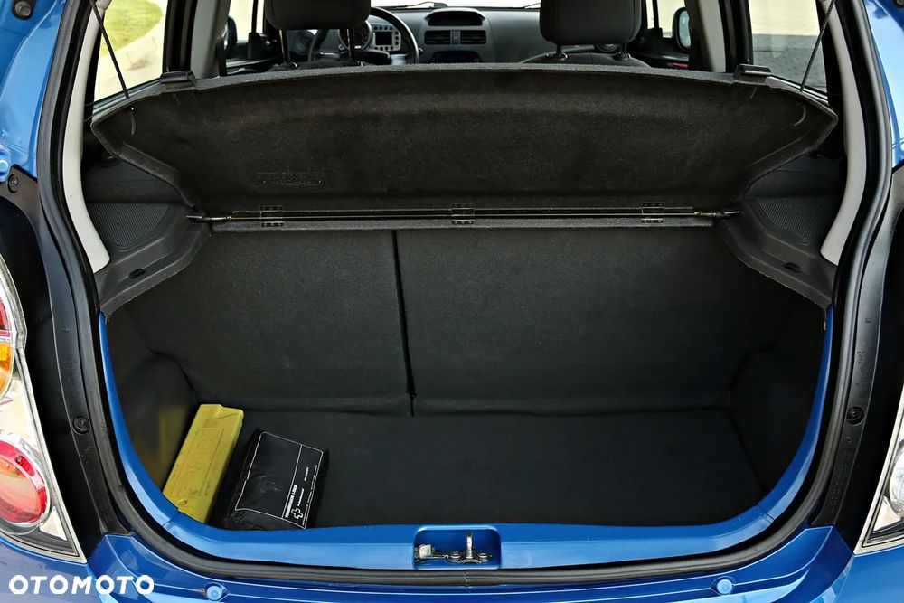 Chevrolet Spark - 39