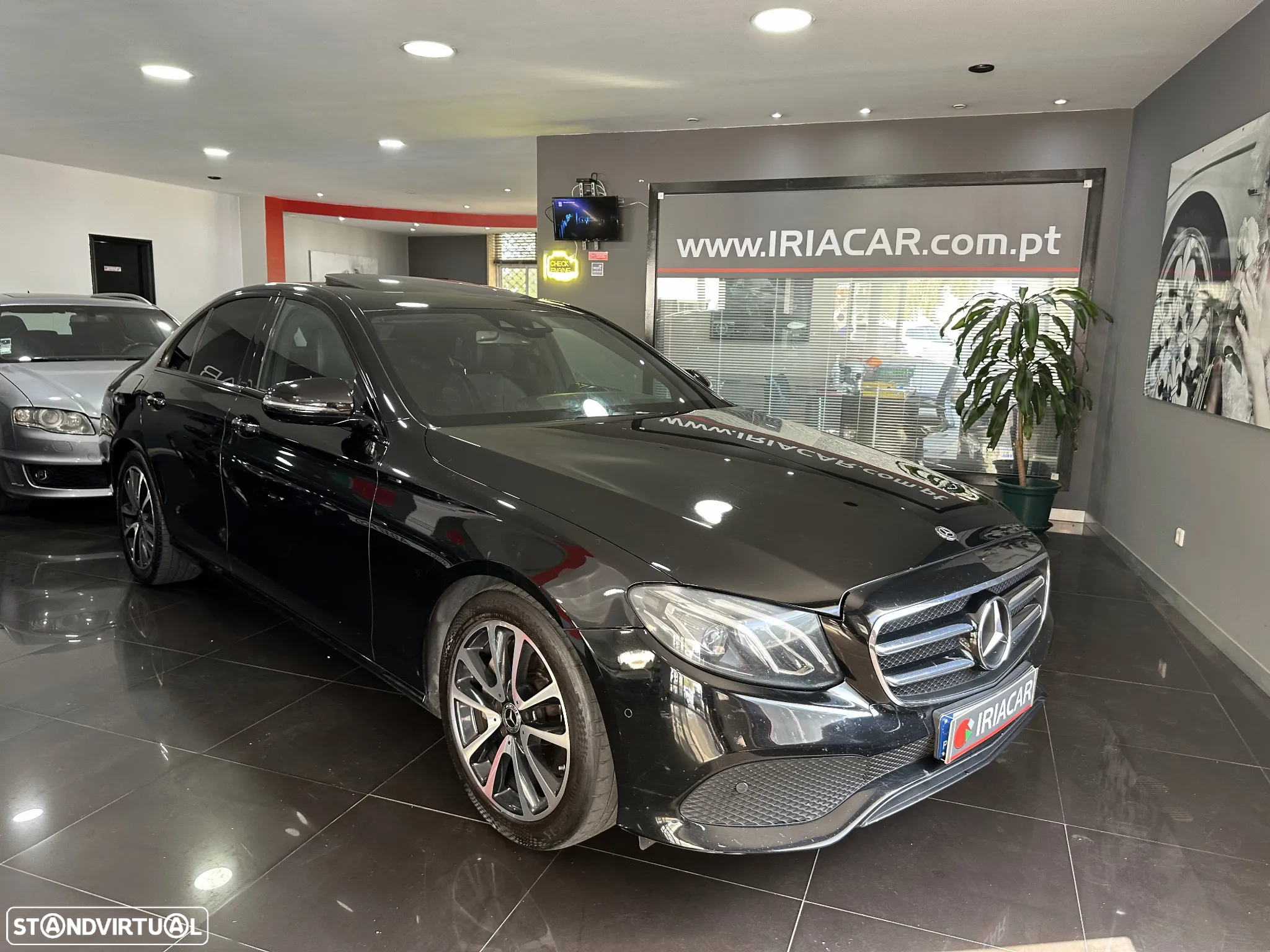 Mercedes-Benz E 220 d AMG Line - 3