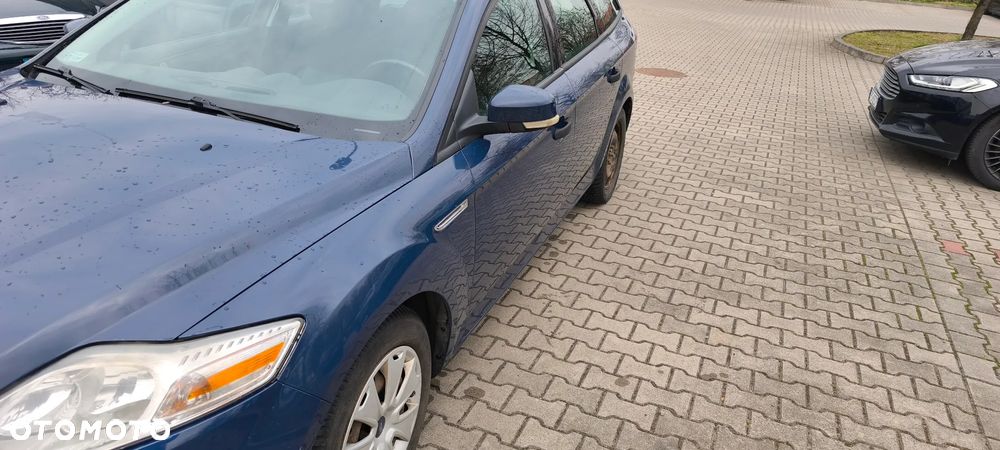 Ford Mondeo 2.0 TDCi Ambiente - 3